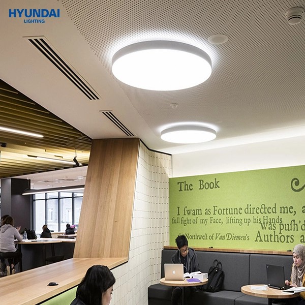 Uniform Light Color in Panel Lights for Enhanced Office Lighting