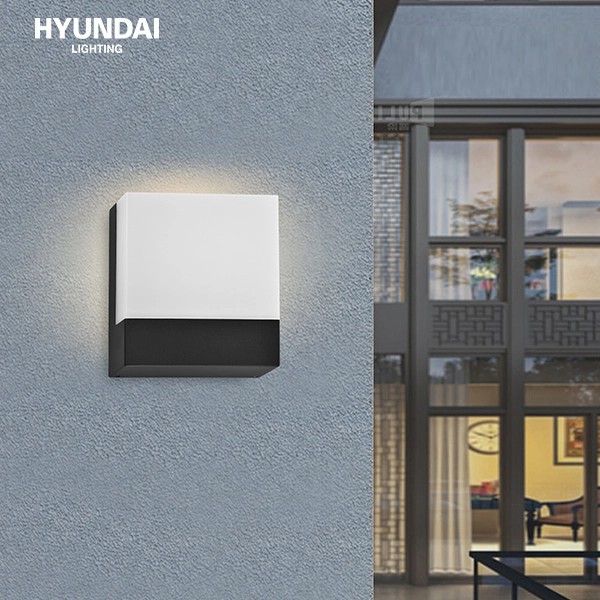 Wall Lights As Stylish And Functional Nightstand Lighting Solutions